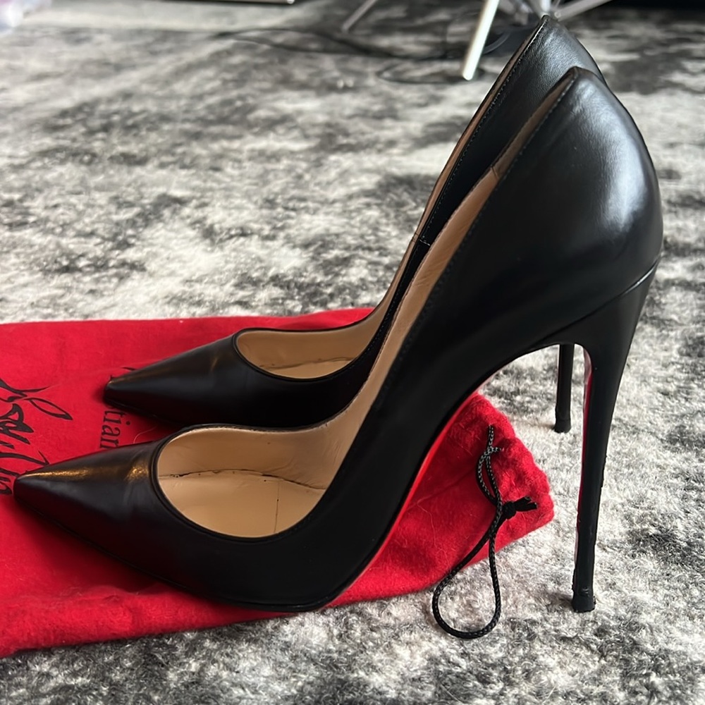 Christian Louboutin Black Leather So Kate Heels - Picture 1 of 12